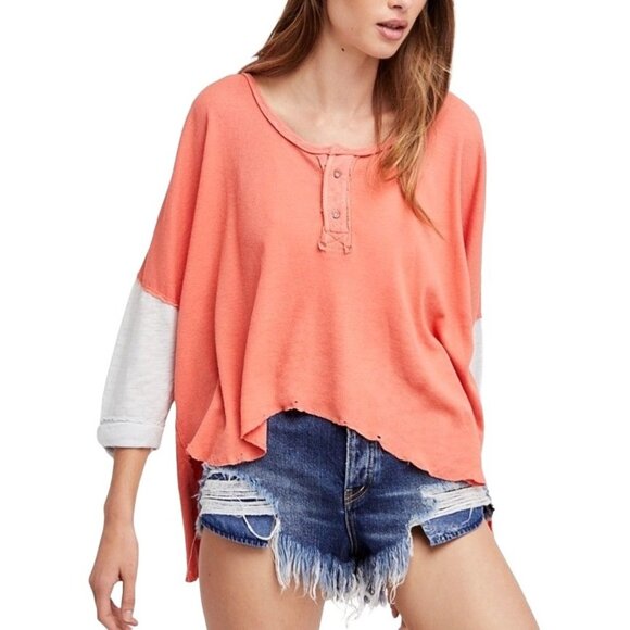 Free People Star Destructed Henley Top Size Small Coral Layered Oversized - Picture 1 of 7